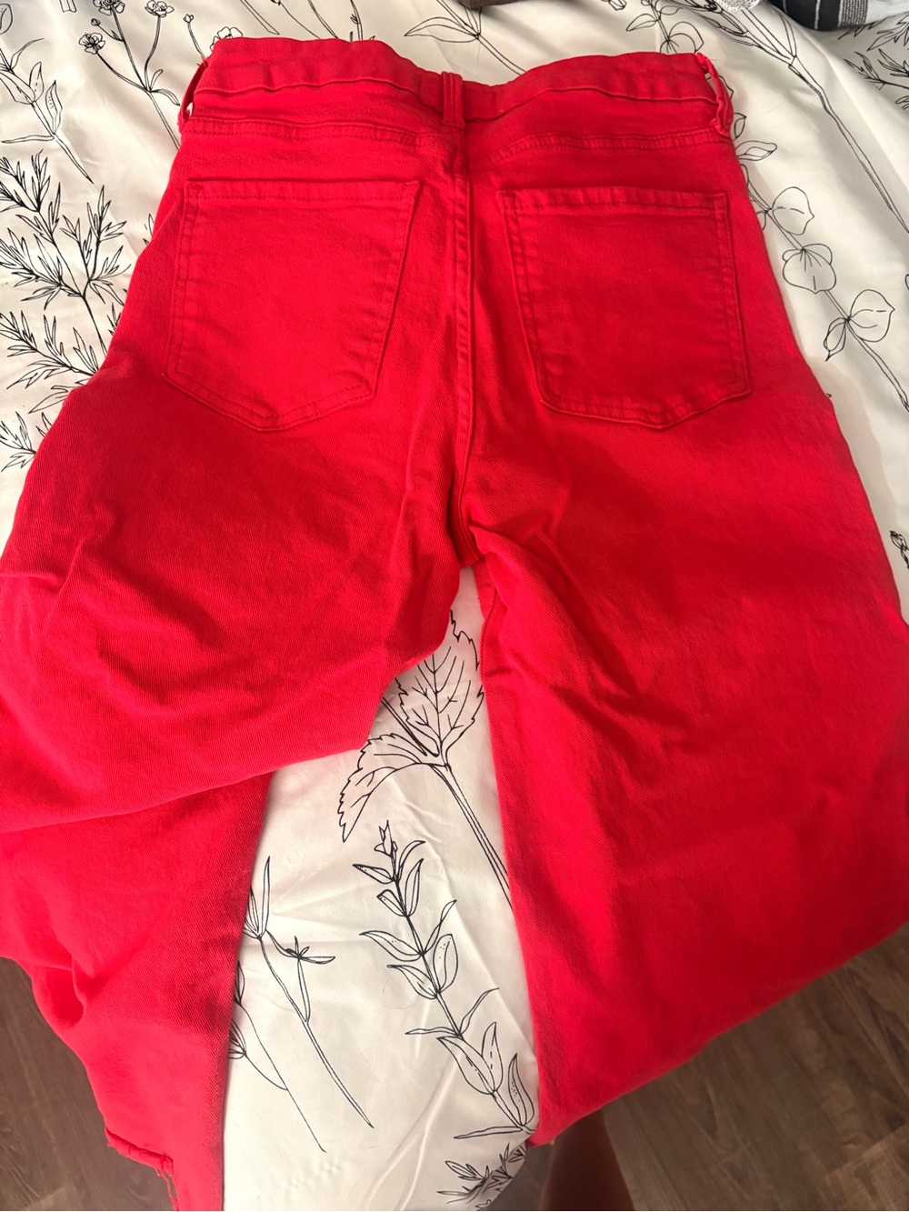 Kut from the Kloth Red Meg raw hem wide leg jeans
